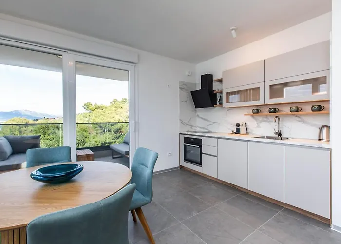 Apartment Crimson Holidays Trogir