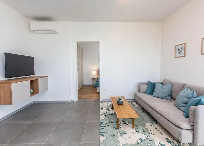 Crimson Holidays * Трогир